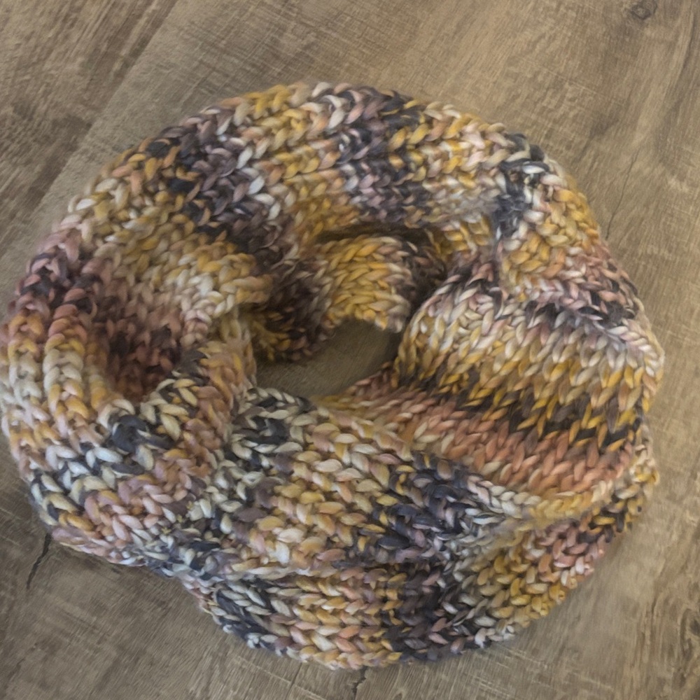 Multicolor Knit Scarf - Picture 8 of 11
